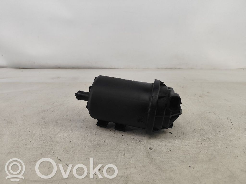 Fuel filter bracket/mount holder   9227756
