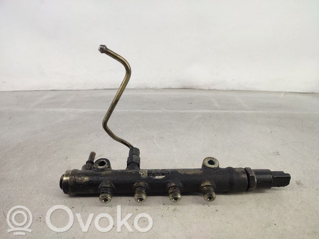 Peugeot 206 Rampă alimentare injectoare 
