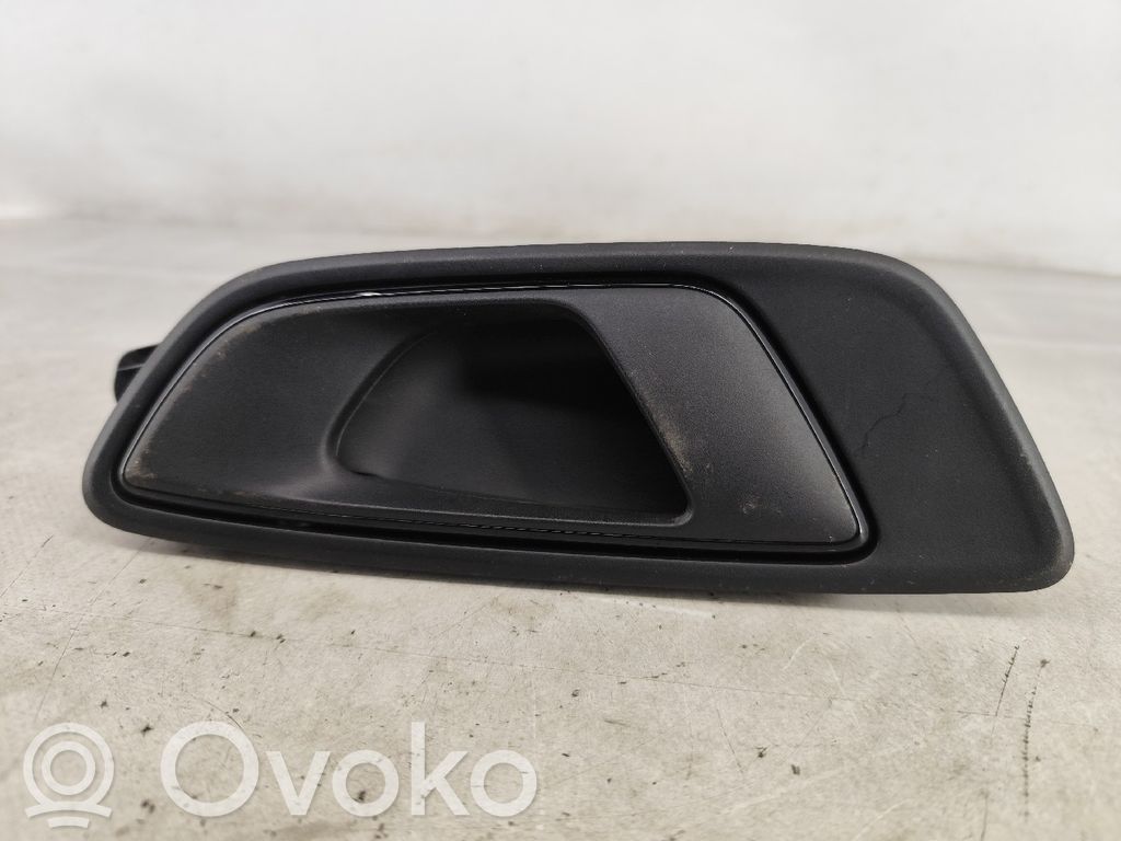 Seat Leon (5F) Halterung Türgriff vorne 