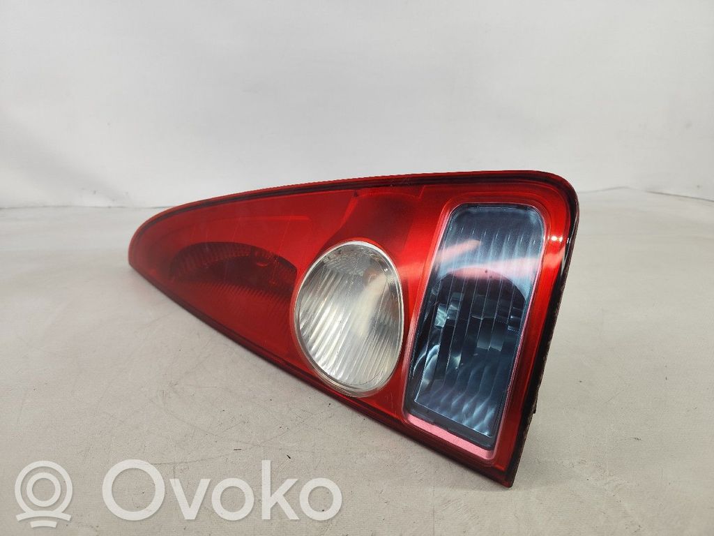 Luci posteriori   8200027152