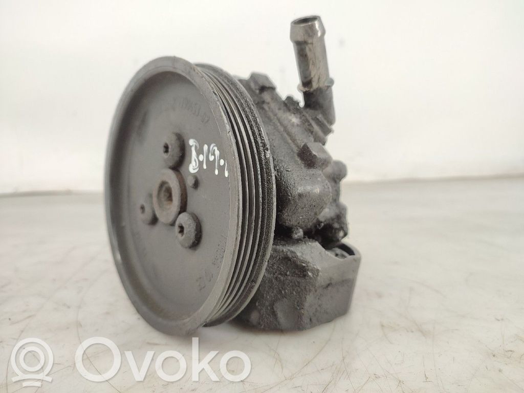 BMW 3 E90 E91 Vairo stiprintuvo siurblys 