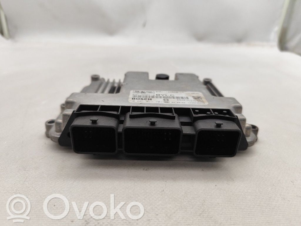 Moottorin ohjainlaite/moduuli   8M5112A650LC,0281011701,1039S25974