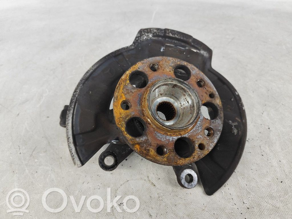 Achsschenkel vorne   6813201