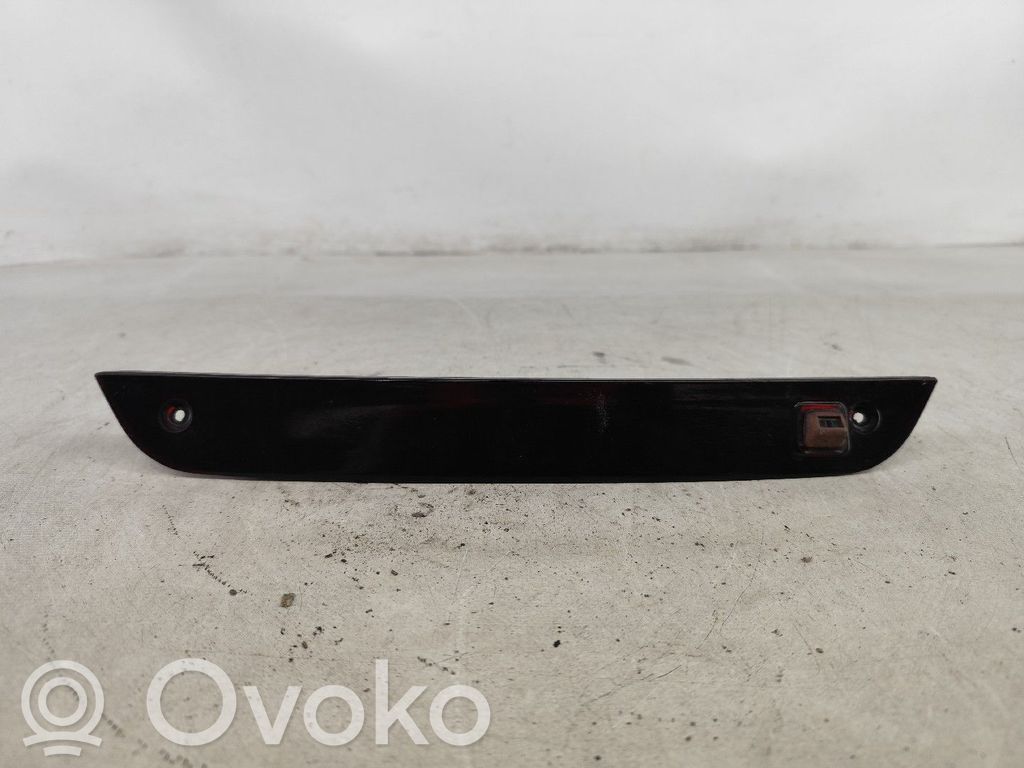 Ford Focus Third/center stoplight 
