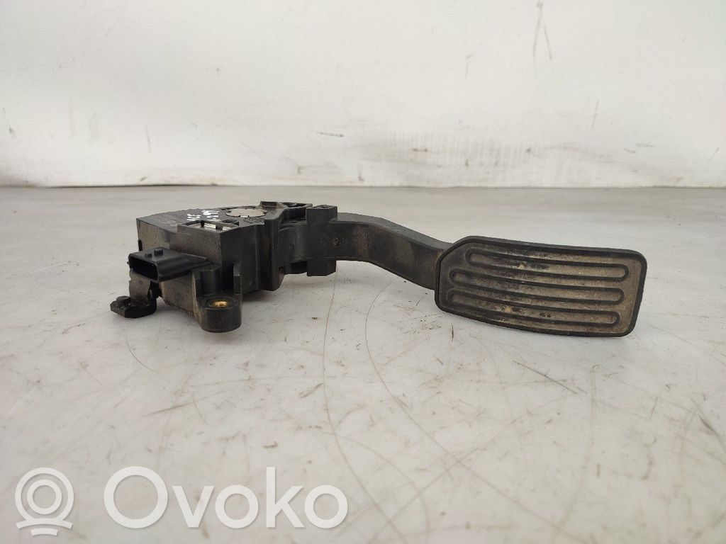 Gaspedal   180023RA0B,8621815B
