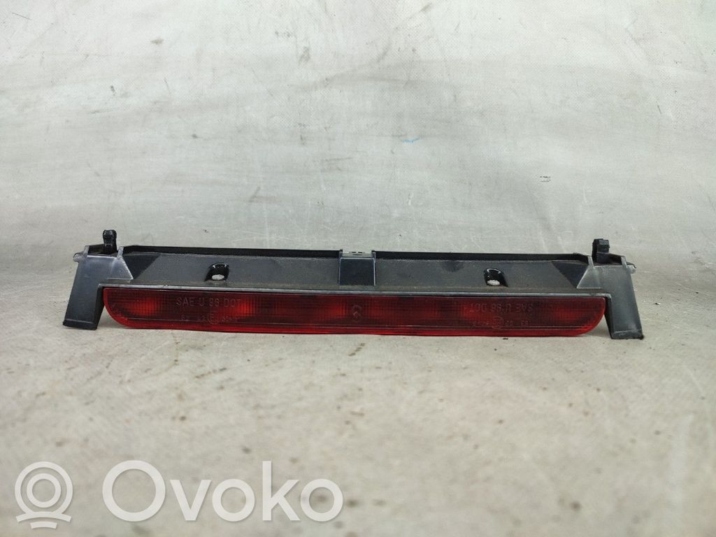 Third/center stoplight   38310002,PEUGEOT807