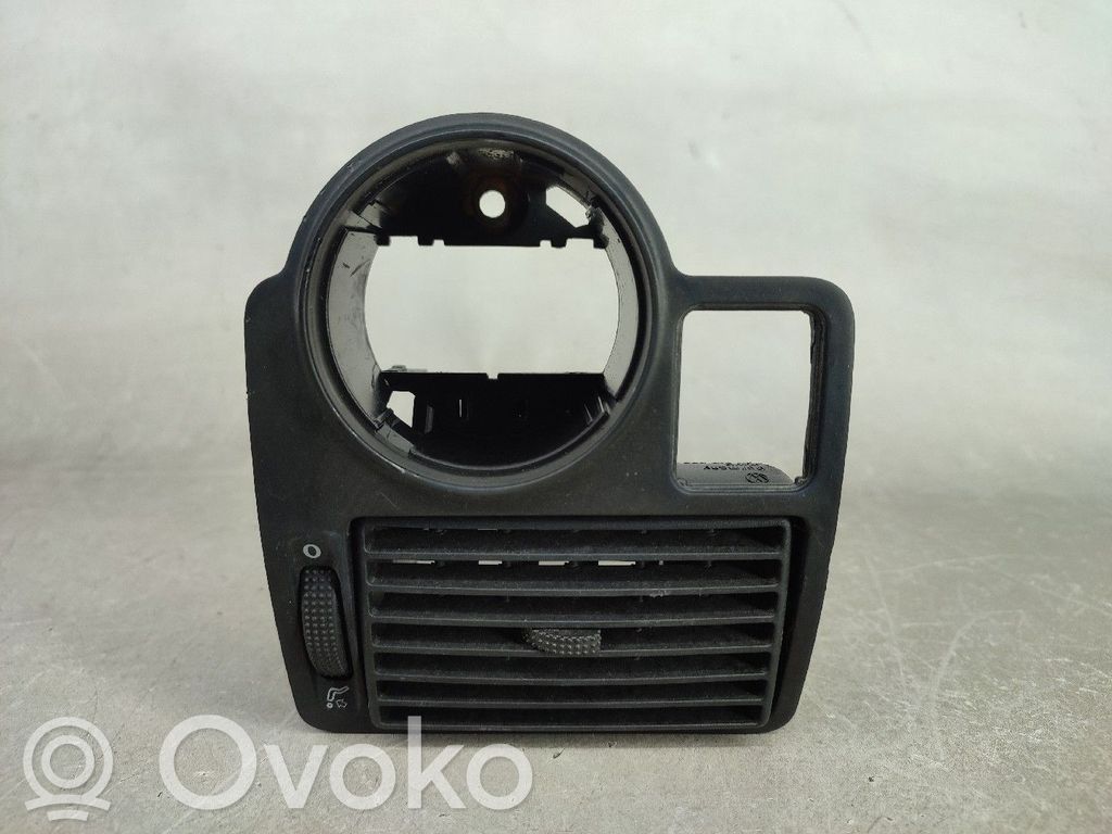 Volkswagen Golf IV Rejilla de ventilación central del panel 