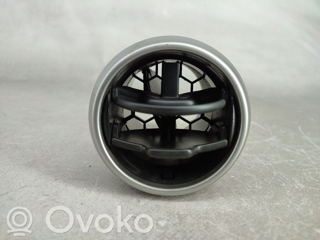 Nissan Qashqai Griglia di ventilazione centrale cruscotto 