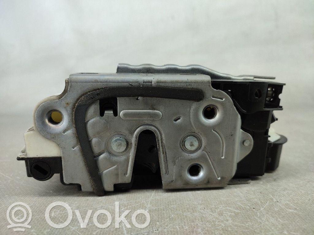 Serrure de porte avant   7PINOS,5K1837016J