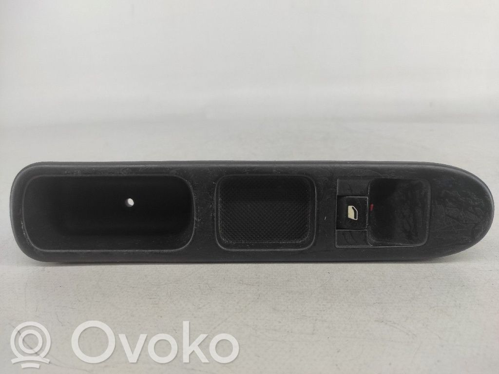 Interruptor del elevalunas eléctrico   96351625XT