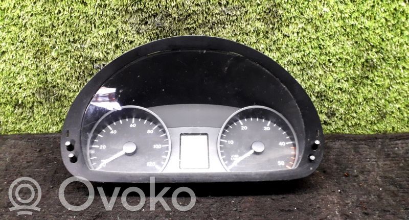Mercedes-Benz Sprinter W906 Geschwindigkeitsmesser Cockpit 