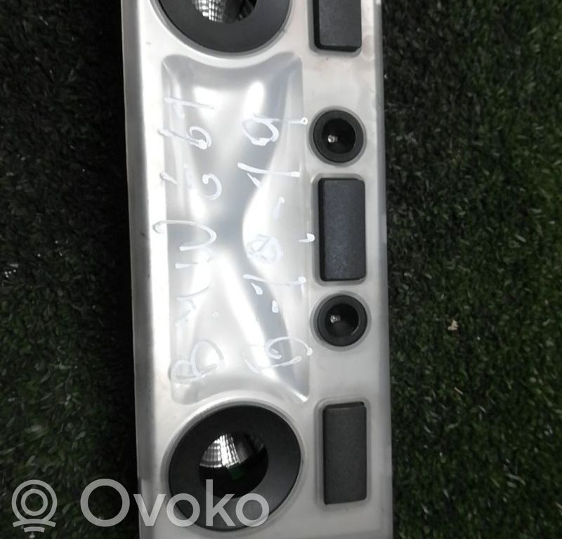 Apšvietimo konsolės apdaila   63316962058