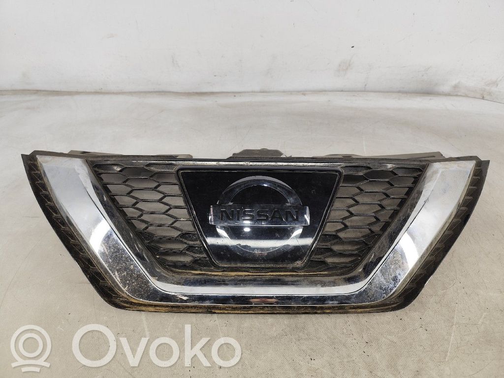 Nissan Qashqai Grilă față 