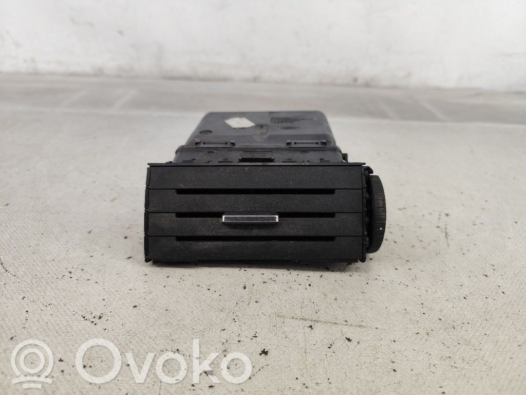 Ford Focus C-MAX Griglia di ventilazione centrale cruscotto