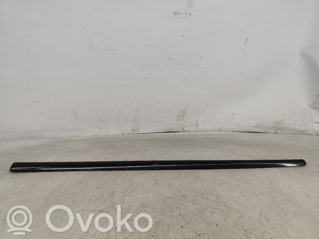 Volkswagen Polo III 6N 6N2 6NF Mască ușă față (turnată) 