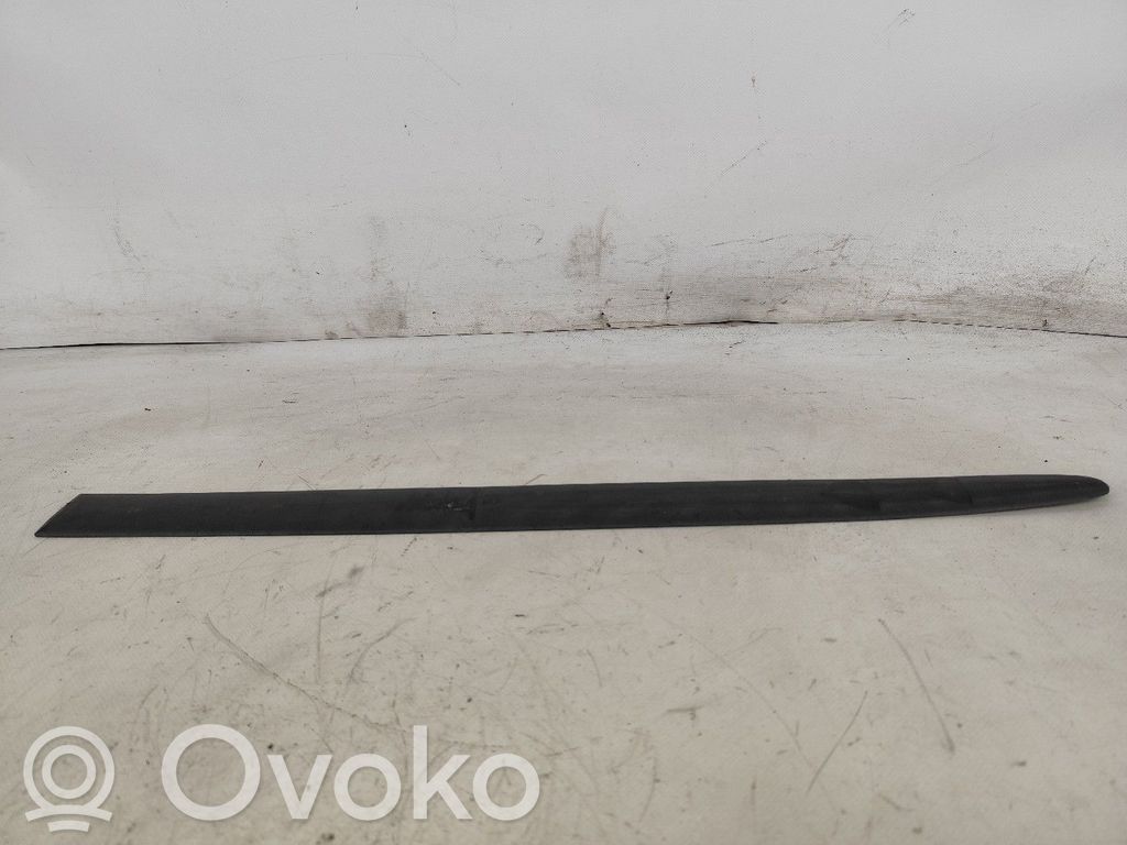 Ford Fiesta Moulure de porte avant 