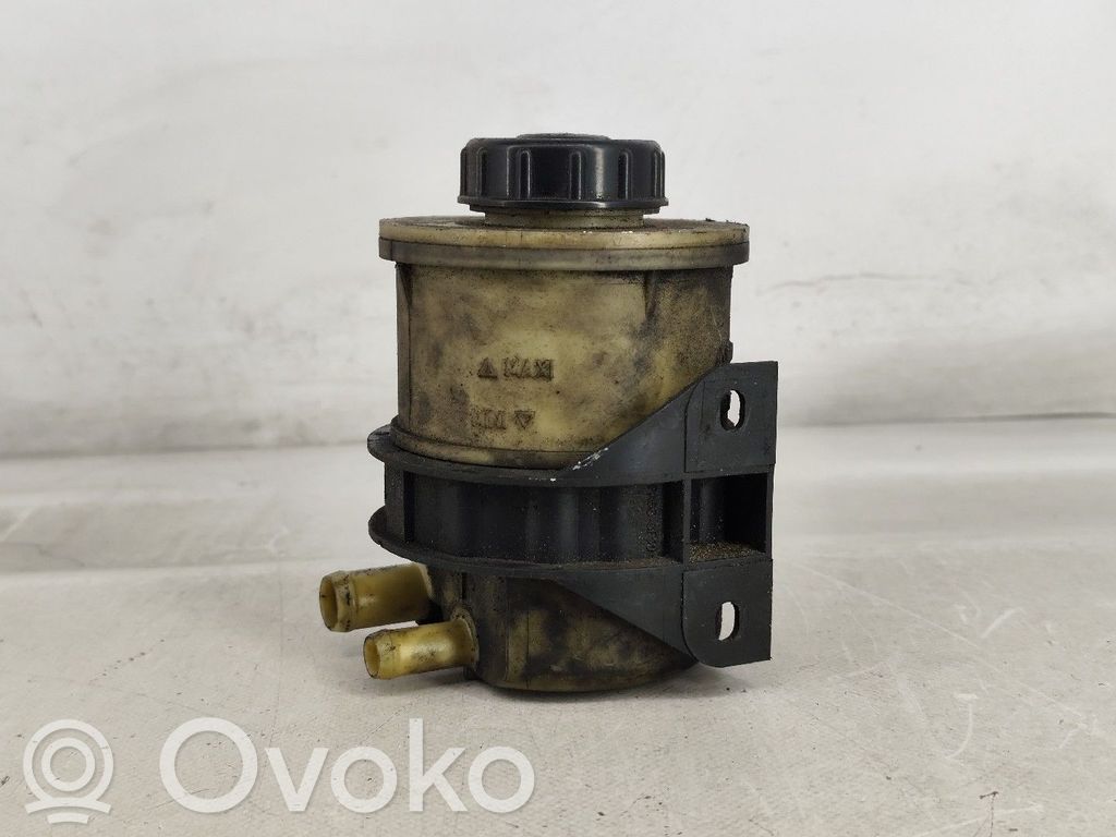 Réservoir de liquide de direction assistée   7700795347