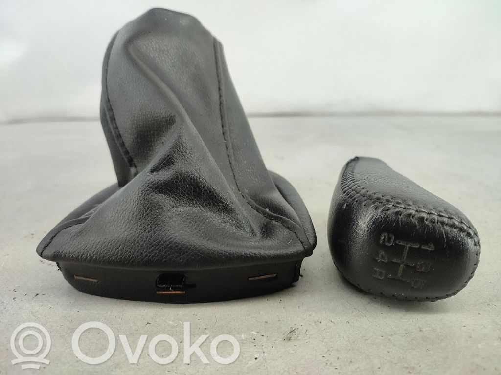 Ford Focus Gear shift switch/knob 
