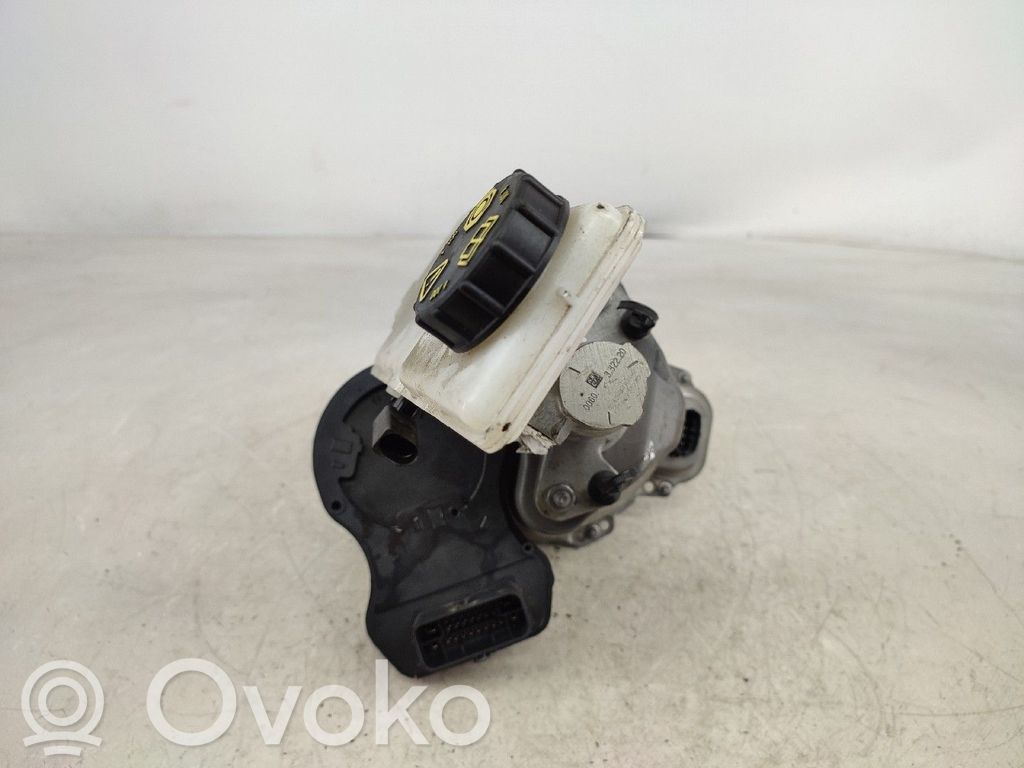 Volvo XC40 Jarrutehostin 