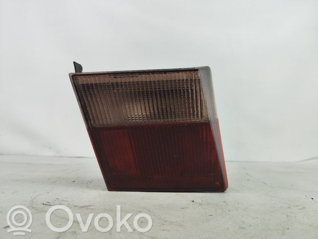Lancia Dedra Takaluukun takavalot 