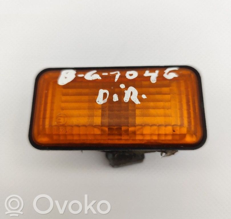 Volkswagen Golf III Señal de giro del parachoques delantero 