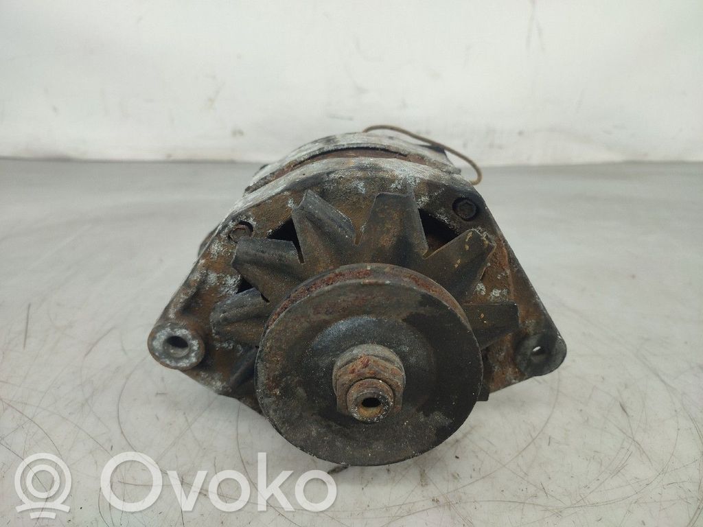 Renault Trafic I Generator/alternator 