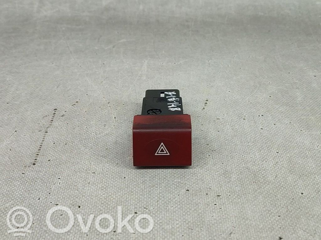 Botón interruptor de luz de peligro   93790,29500