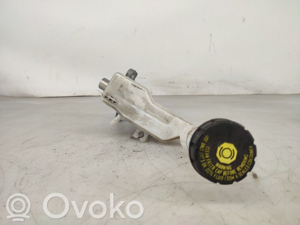 Nissan Juke I F15 Kytkimen pääsylinteri 