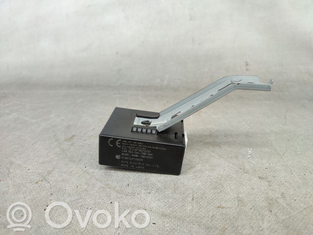 Nissan Juke I F15 Engine control unit/module