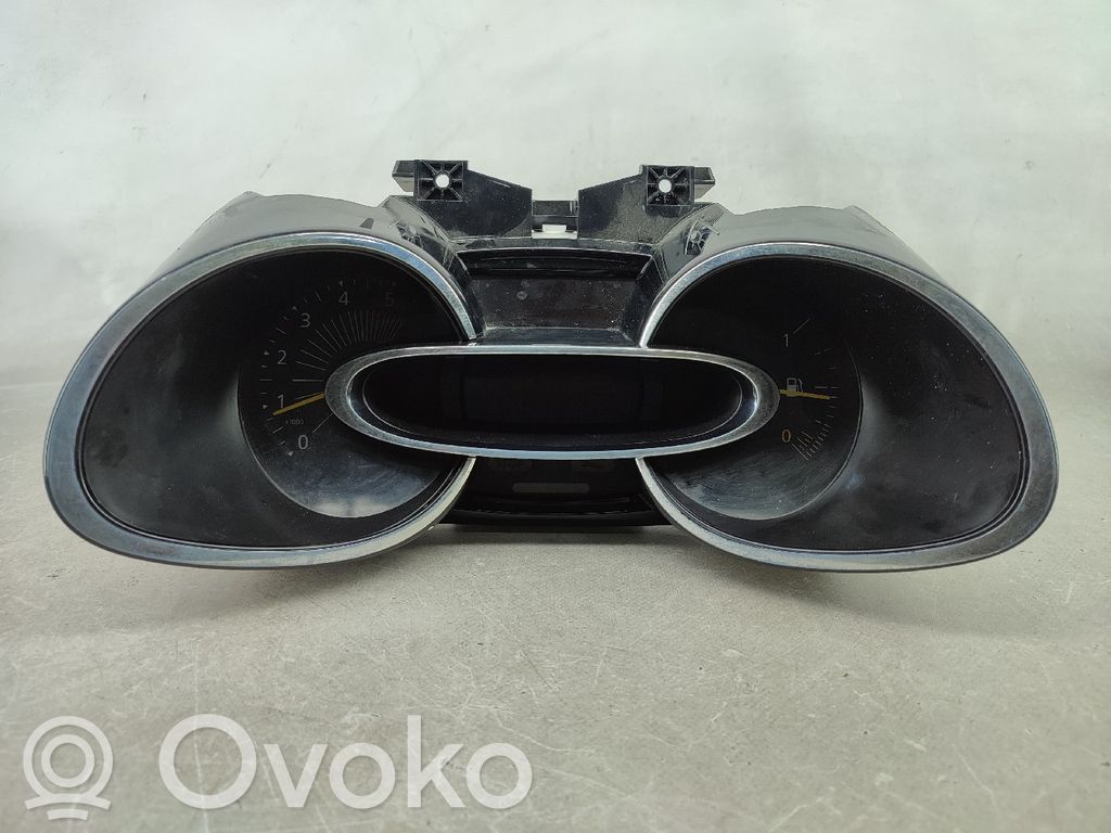 Renault Clio IV Nopeusmittari (mittaristo) 