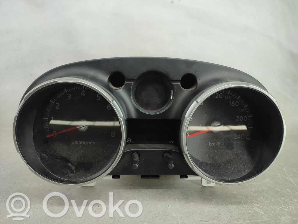 Nissan Qashqai Vitezometru (grup de instrumente) 
