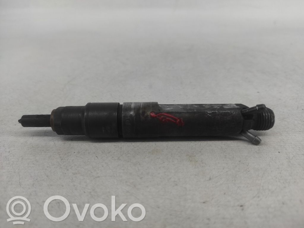 Audi 80 90 S2 B4 Injector combustibil