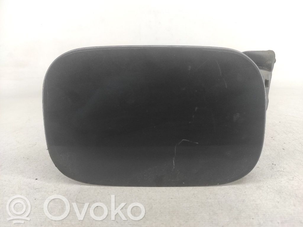 Audi A4 S4 B6 8E 8H Polttoainesäiliön korkki 