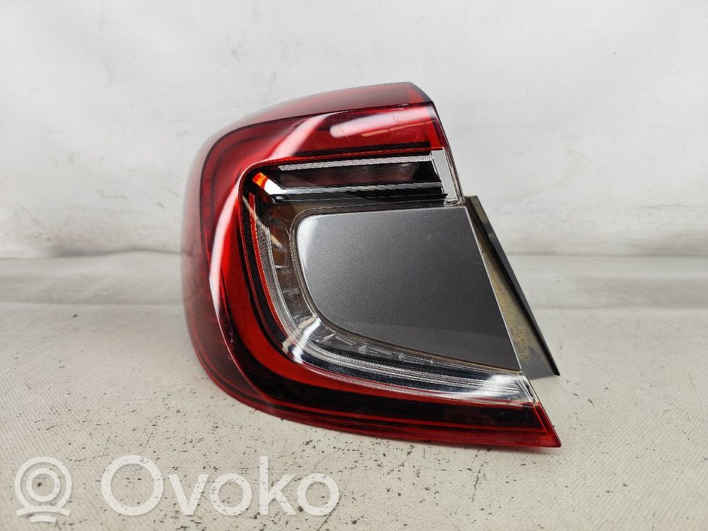 Renault Captur II Takaluukun takavalot 