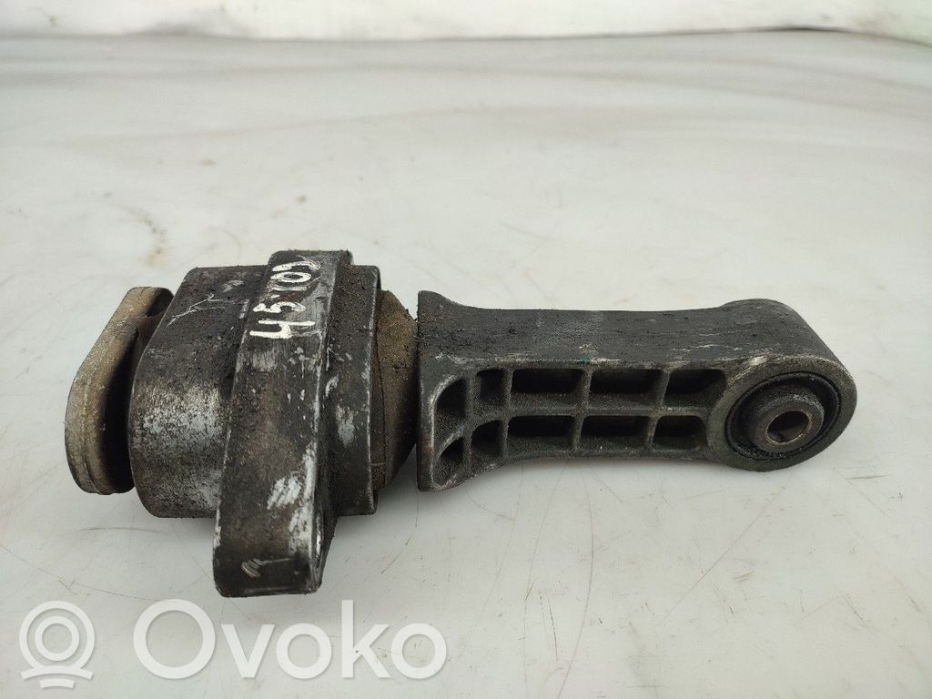 Soporte de montaje del motor