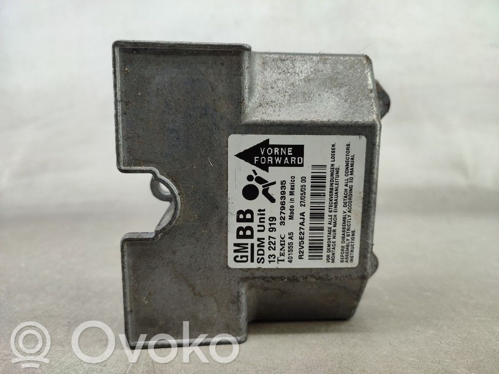 Module de contrôle airbag   13227919,327963935