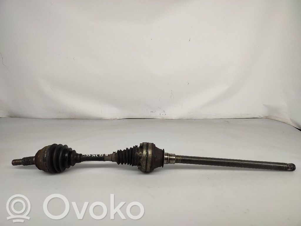 Etuvetoakseli   FRENTE,7L0407271E