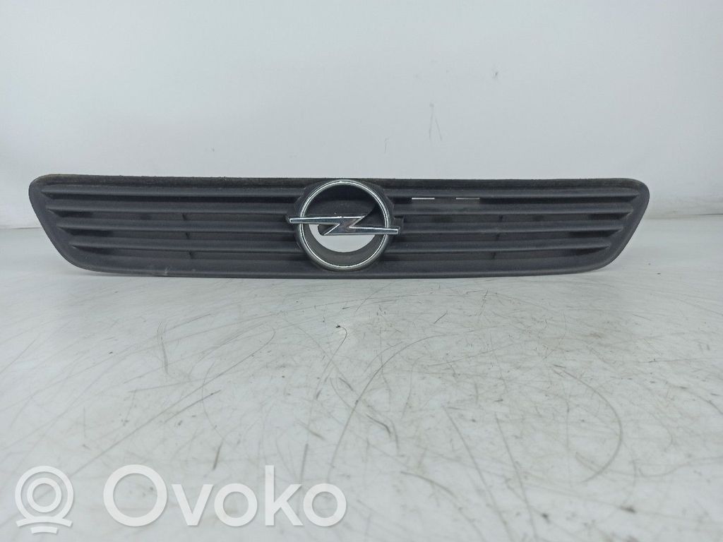 Grille de calandre avant   90588120