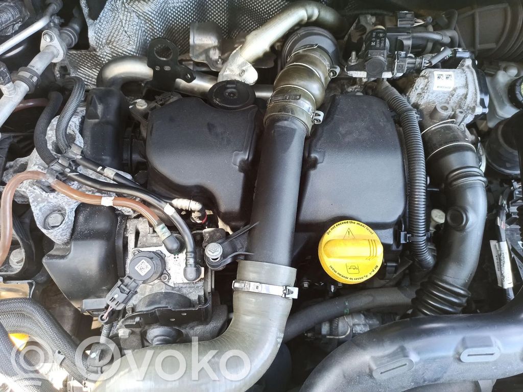 Двигатель   K9K608