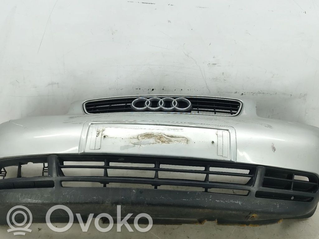 Front bumper   8L0807111