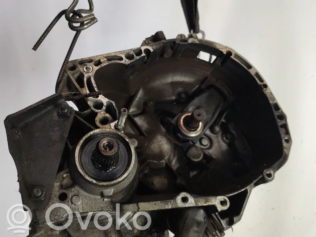 Renault Clio II Scatola del cambio manuale a 5 velocità 