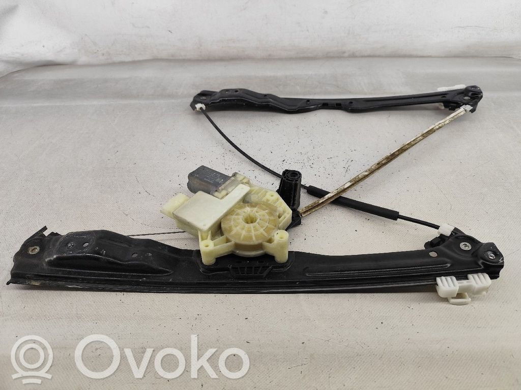 Peugeot 308 Macara geam față fără motor