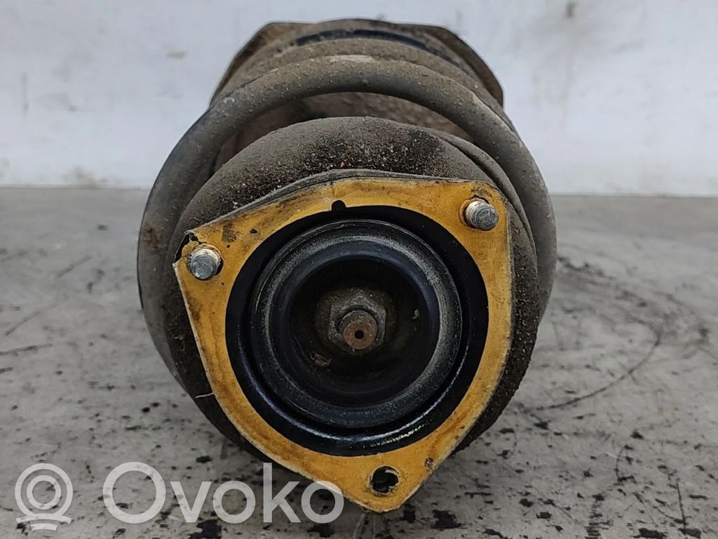 Nissan Almera N16 Amortizor față 