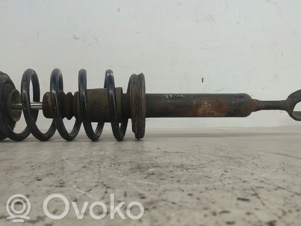 Stoßdämpfer vorne   8D0418031BK