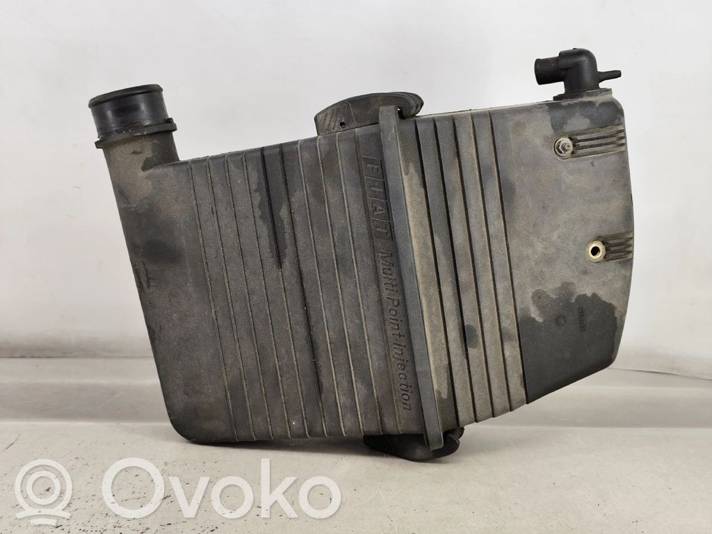Fiat Punto (176) Luftfilterkasten 