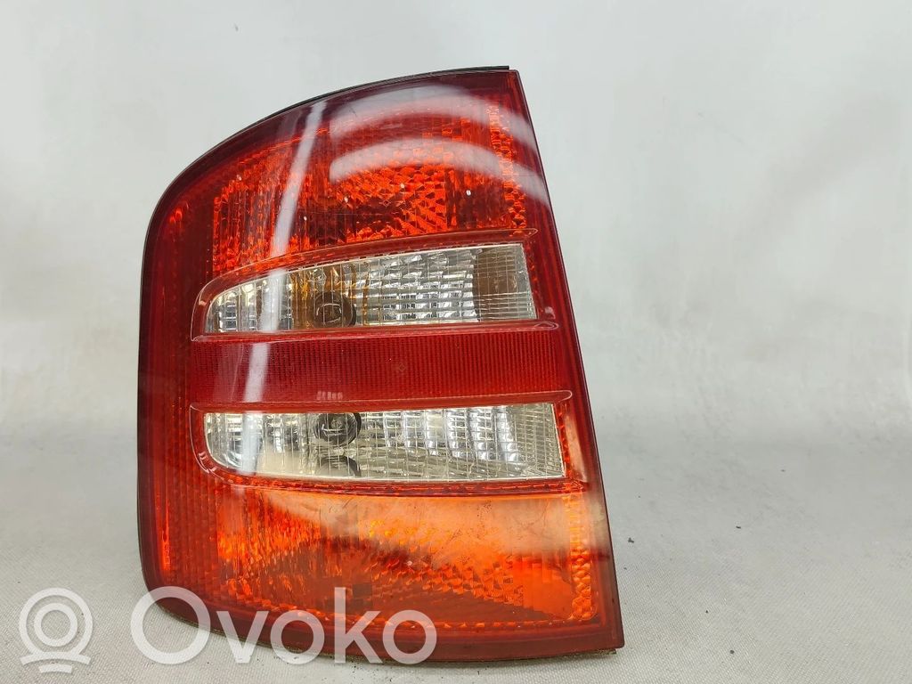 Skoda Fabia Mk1 (6Y) Lampă spate în capacul portbagajului 