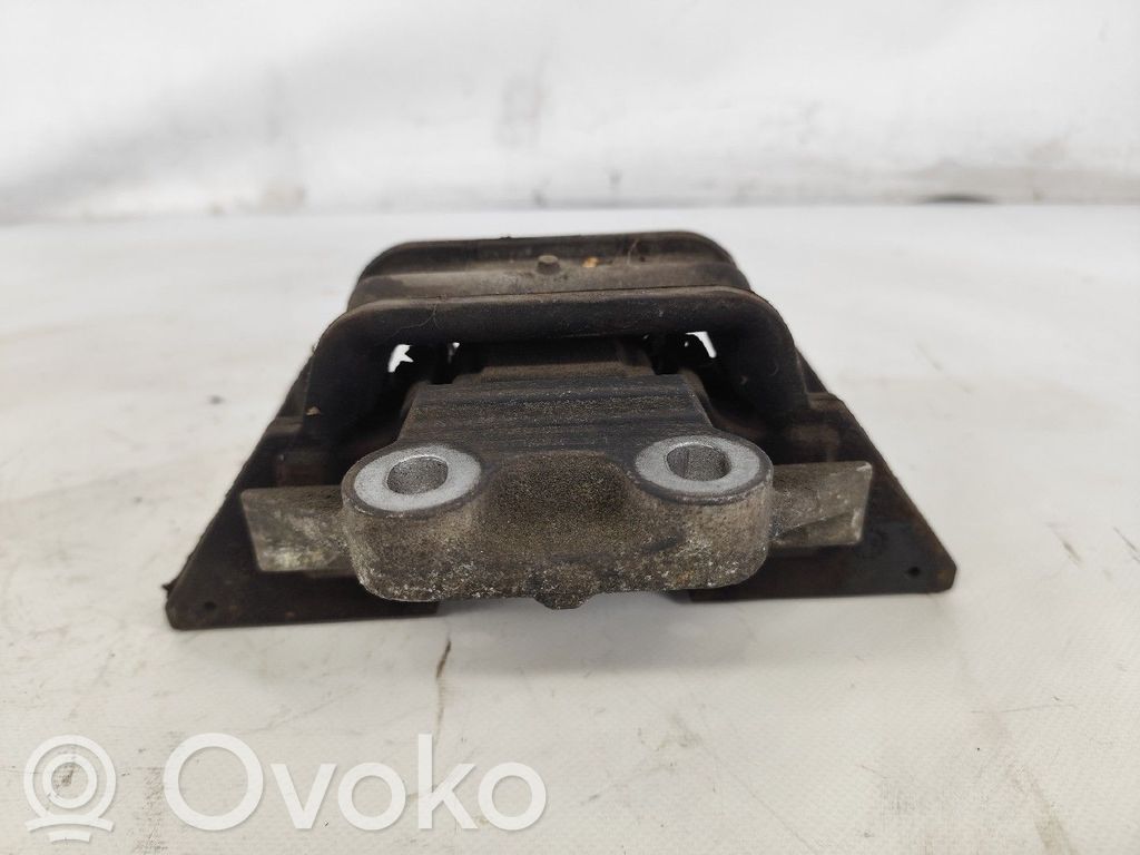 LDV Maxus Engine mount bracket 