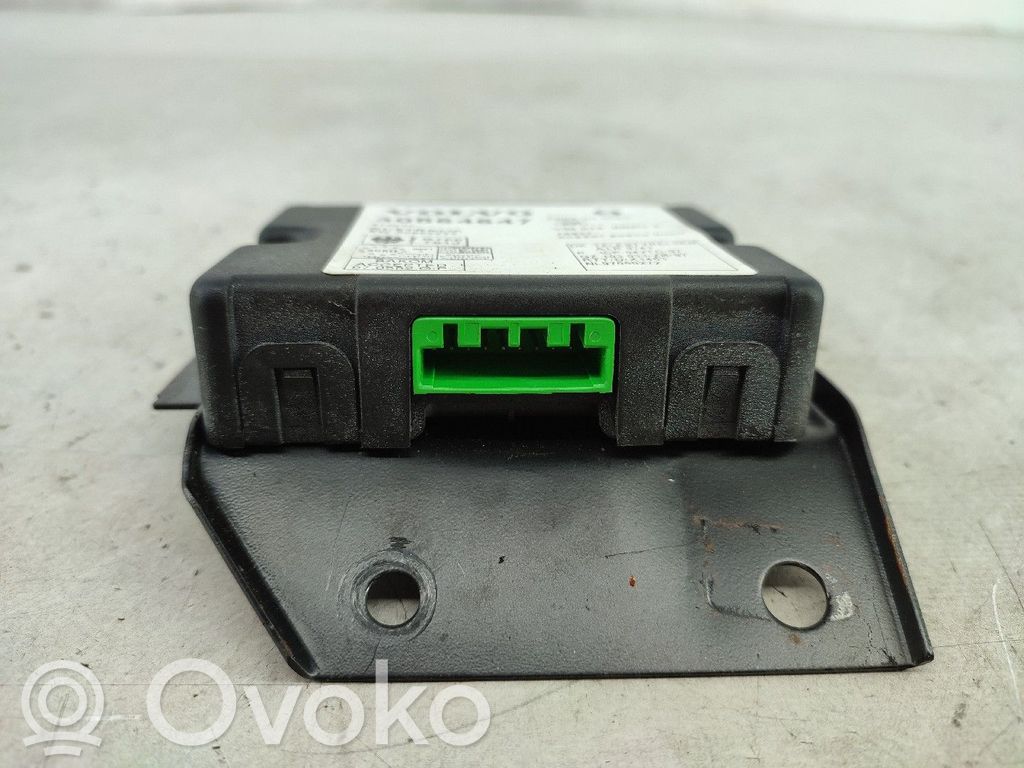 Volvo S40, V40 Relé de bloqueo de encendido 