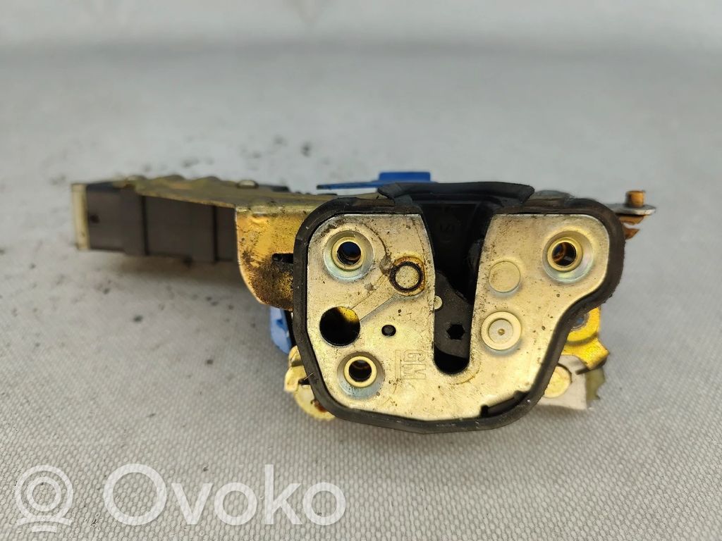 Front door lock   5174842,3PINOS