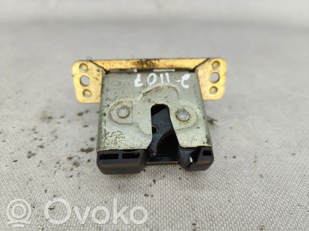 Tailgate exterior lock   09114097